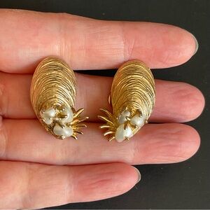 Vintage Boucher baby tooth pearl clip on Earrings.